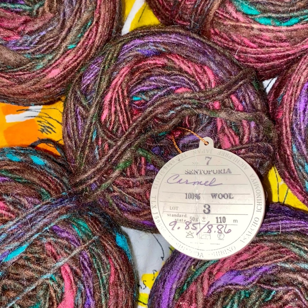 6 skeins NORO 100% WOOL YARN